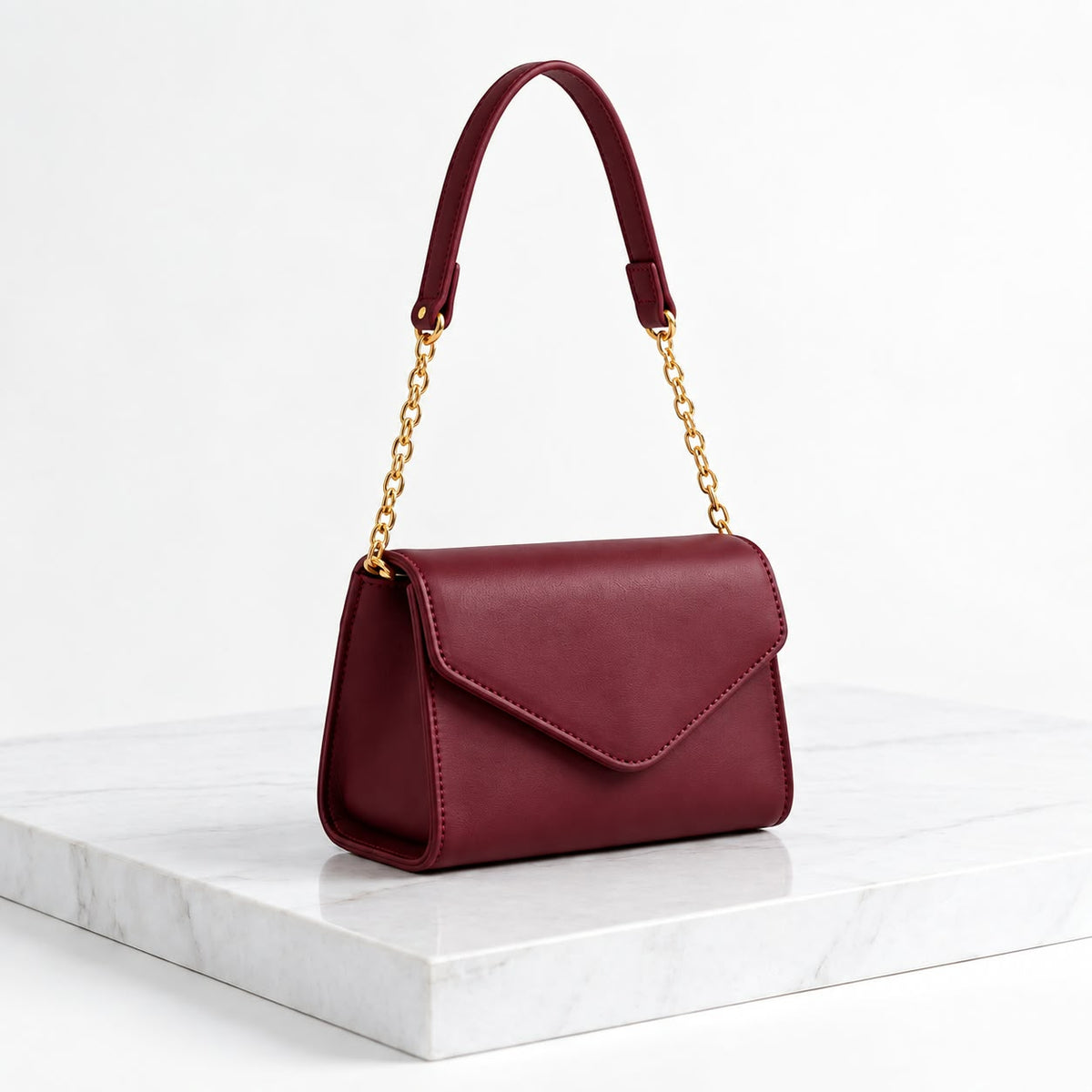 CHAIN HANDLE BAGS